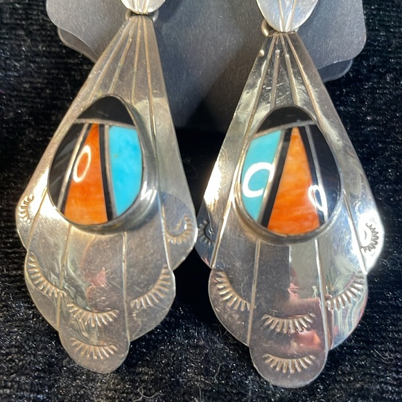 Vintage sterling silver inlay dangle earrings. Signed by artist. - Picture 2 of 5